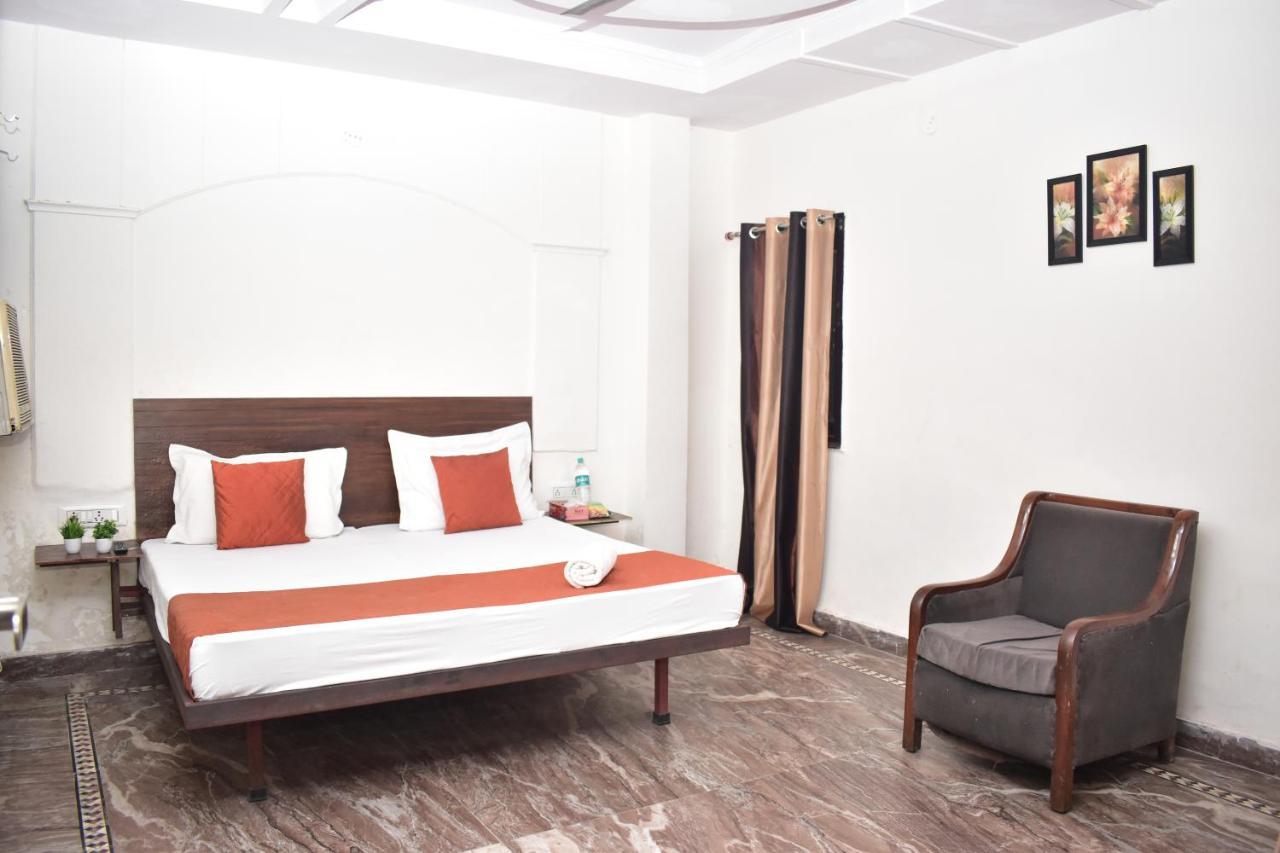 Hotel Dream Inn Anand Vihar Couple Friendly Near Railway Station นิวเดลี ภายนอก รูปภาพ